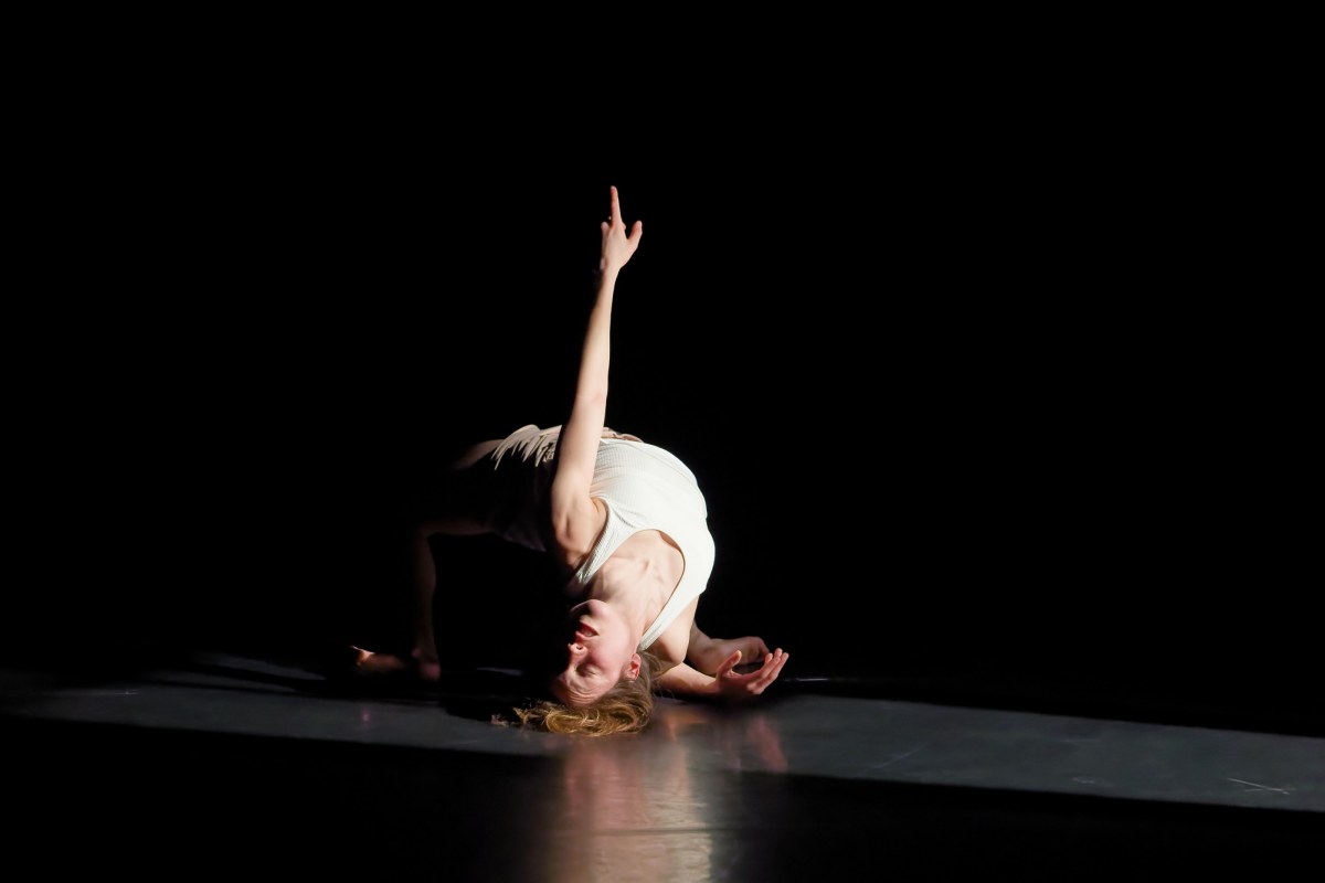 Fora, Cie AR, Alice Rende ©Francis Aviet